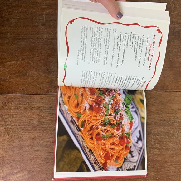 Favorite Brand‎ Name Country Christmas hard back cook book - Picture 11 of 14